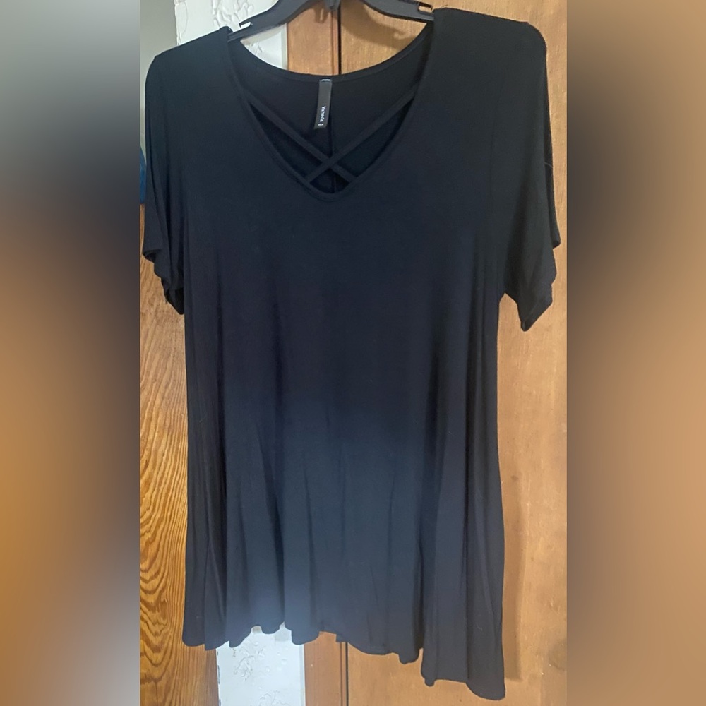 😊Yahada 20” PTP Black Crisscross High-Low Top Size:XL Has Stretch
